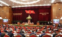 Second working day of 13th Party Central Committee’s 8th plenum
