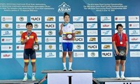 Vietnamese athlete takes Asian cycling silver