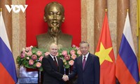 Vietnam, Russia issue a joint statement on deepening comprehensive strategic partnership