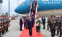 President To Lam arrives in Vientiane, beginning a State visit to Laos