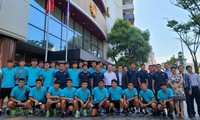 Đội tuyển U20 Việt Nam thăm Tổng lãnh sự quán Việt Nam tại Nhật Bản 