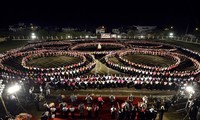 2022 người tham gia vòng đại xòe tại Lễ đón nhận Bằng của UNESCO ghi danh “Nghệ thuật Xòe Thái”