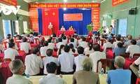 Phó Chủ tịch nước Võ Thị Ánh Xuân tiếp xúc cử tri tại huyện cù lao Phú Tân, tỉnh An Giang