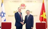 Bộ trưởng Tô Lâm tiếp Đại sứ đặc mệnh toàn quyền Nhà nước Israel tại Việt Nam
