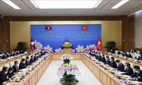 Không ngừng củng cố quan hệ hữu nghị, đoàn kết đặc biệt Việt-Lào
