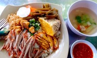 Đến Việt Nam nên ăn cơm