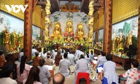 Chùa Phật Tích ở thủ đô Vientiane (Lào) tổ chức lễ Thượng Nguyên