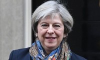 欧委会主席容克与英国首相特雷莎·梅举行“建设性”会谈