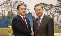朝鲜外务省副相李吉成会见中国国务委员兼外交部长王毅