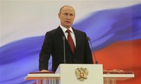 Vladimir Putin sworn in as Russian President 