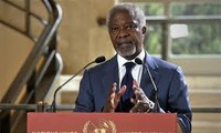 Kofi Annan back in Syria