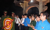 Young people pay tribute to martyrs