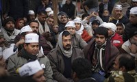 India: Delhi Chief Minister calls off protests to block the capital