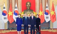RoK President Moon Jae-in wraps up state visit to Vietnam