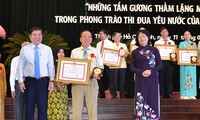 HCMC honors people doing good deeds 
