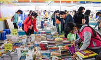 Young Vietnamese eager to read more