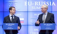 Rusia-UE: Intensificación de sus nexos de socios estratégicos