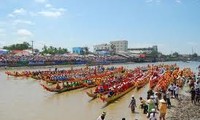 Celebran fiestas primaverales en varias localidades vietnamitas 
