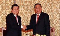 Prosigue visita oficial del Presidente vietnamita a Laos