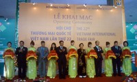 Inauguran la Feria comercial internacional Vietnam Expo 2012