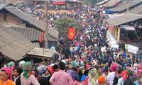 Inauguran semana cultural y turística del festival Mercado del Amor de Khau Vai