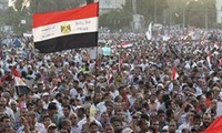 Resurgen oleadas de manifestaciones en El Cairo