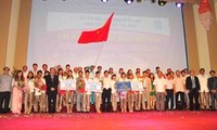 Ceremonia de abanderamiento de la delegación olímpica de Vietnam