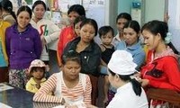 ONU apoya garantía de la igualdad de género y la salud reproductiva en Vietnam