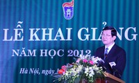 Presidente vietnamita urge a mejorar calidad de educación universitaria 