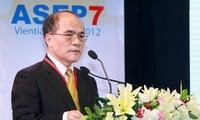 Presidente del Parlamento vietnamita concluye su participación en ASEP -7