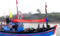 Pescadores vietnamitas reinician actividades laborales 