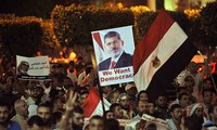 Gobierno interino de Egipto ordena disipar manifestantes 