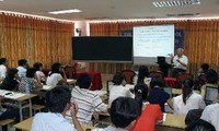 Seminario Internacional de nano física en Quy Nhon