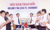 Localidades vietnamita y laosiana refuerzan cooperación 
