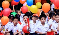 Veintidós millones de alumnos vietnamitas inician nuevo año escolar 