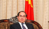 Dirigente vietnamita visita Rusia