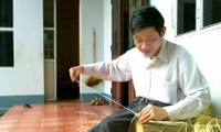 Nguyen Van Trung, un excepcional tejedor de mimbre