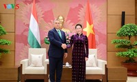 Parlamento vietnamita contribuye al reforzamiento de la cooperación gubernamental con Hungría