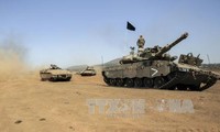 Israel lanza disparos de advertencia contra una base militar siria