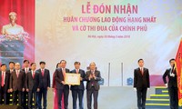Premier vietnamita felicita al Banco Agribank por sus 30 años