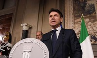 Giuseppe Conte jura como primer ministro de Italia