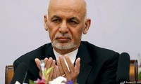 Presidente afgano anuncia un alto el fuego con los talibanes