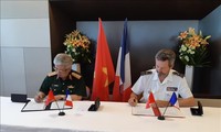 Vietnam y Francia fortalecen cooperación en defensa