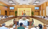 Inauguran 35 sesión del Comité Permanente del Parlamento de Vietnam 