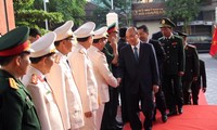 Premier vietnamita visita Da Nang en ocasión del Tet 