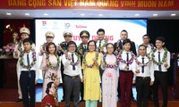 Vietnam premia a los jóvenes más destacados en 2019