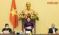 Inauguración de la 51ª reunión del Comité Permanente del Parlamento de Vietnam