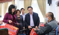 Vietnam promueve actividades de gratitud hacia ciudadanos meritorios