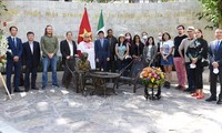 Políticos de izquierda en Latinoamérica homenajean al líder revolucionario de Vietnam