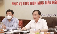 Vietnam promueve diplomacia económica para lograr doble objetivo